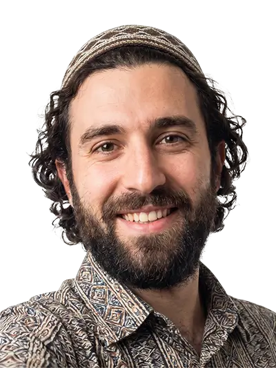 Yusuf, 28